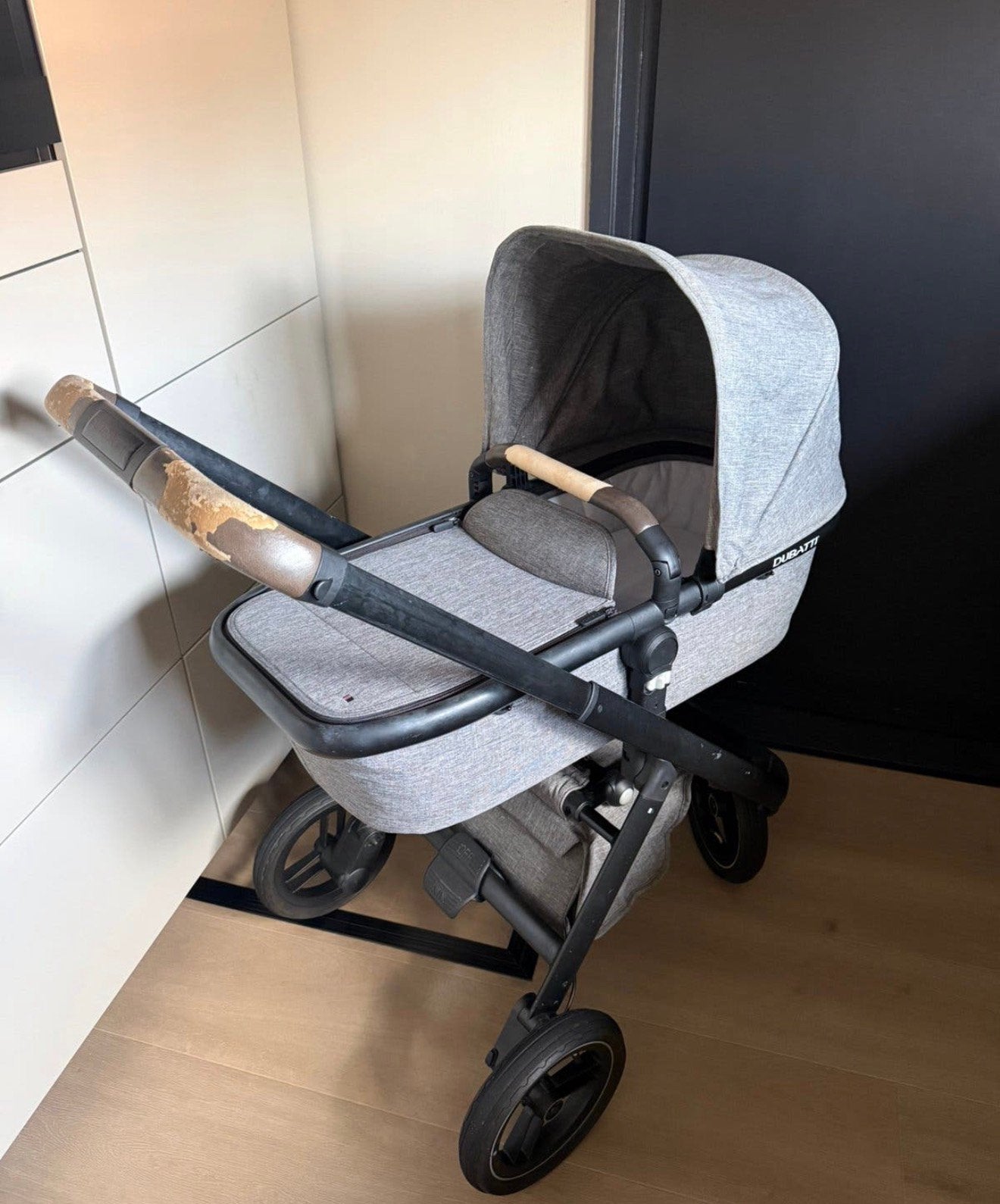 Grijze Dubatti Kinderwagen 2-in-1, Luchtbanden, Zo goed als nieuw, Ophalen, Kinderwagen