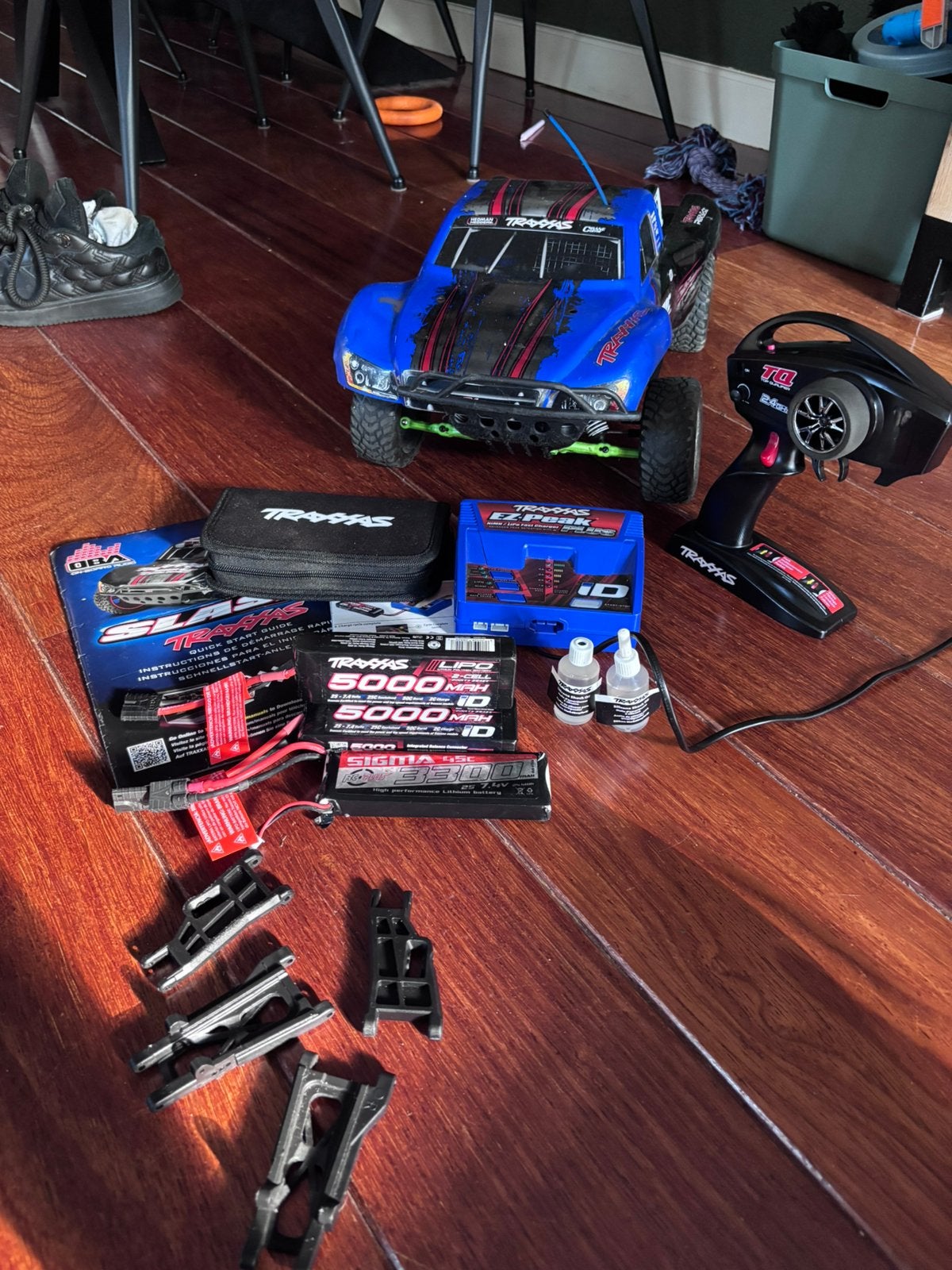 Traxxas slash 2wd, Ophalen of Verzenden, Zo goed als nieuw, Auto offroad