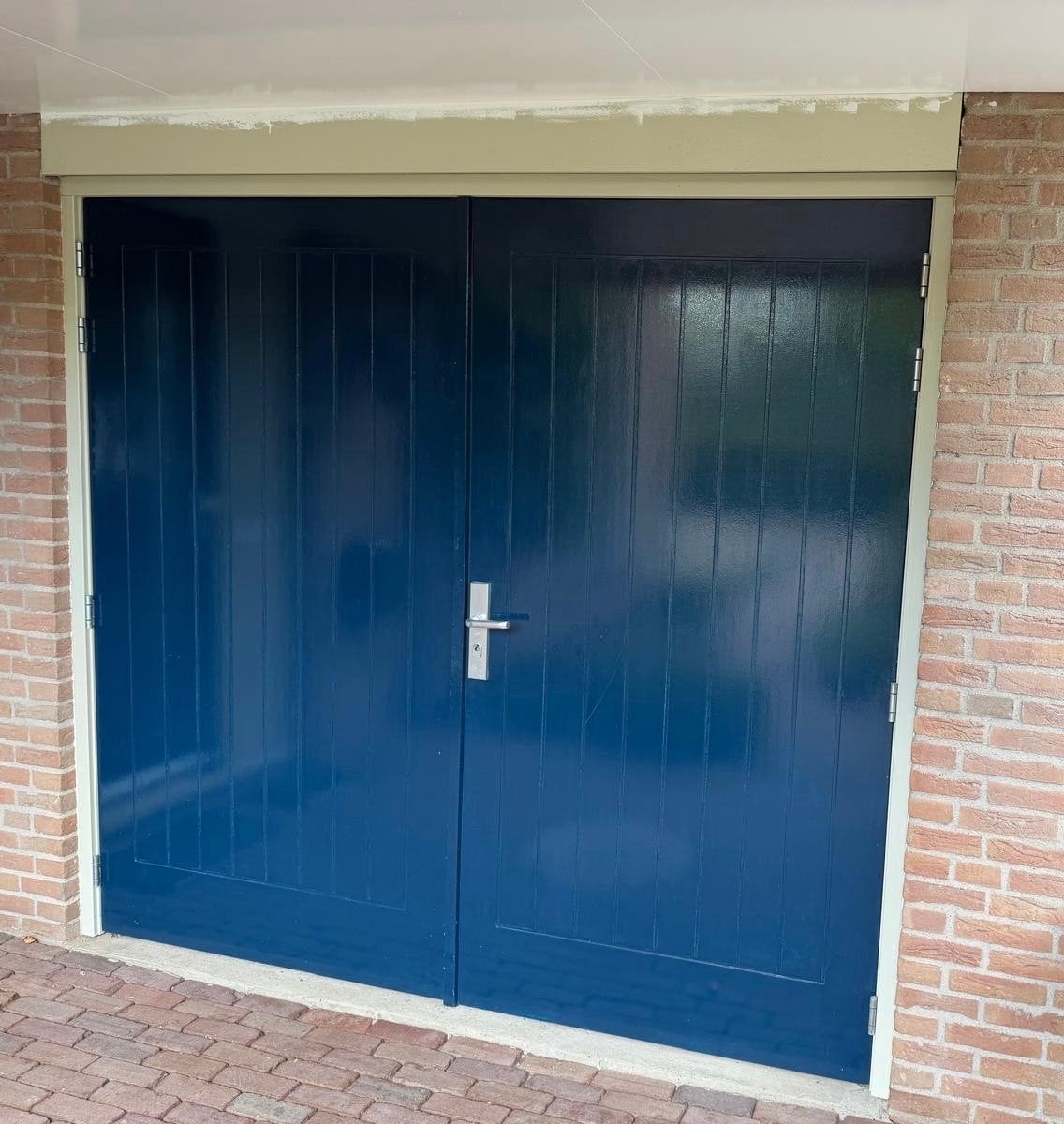 Donkerblauwe Garagedeur - Zo goed als nieuw, Ophalen, Garagedeur, Zo goed als nieuw, Hout