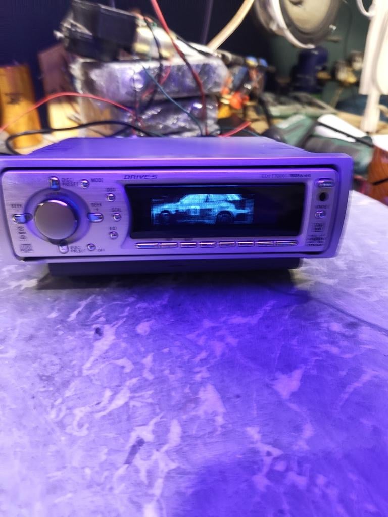 Sony **CDX-F7005X**youngtimer*animatie*race car*90s, Ophalen of Verzenden