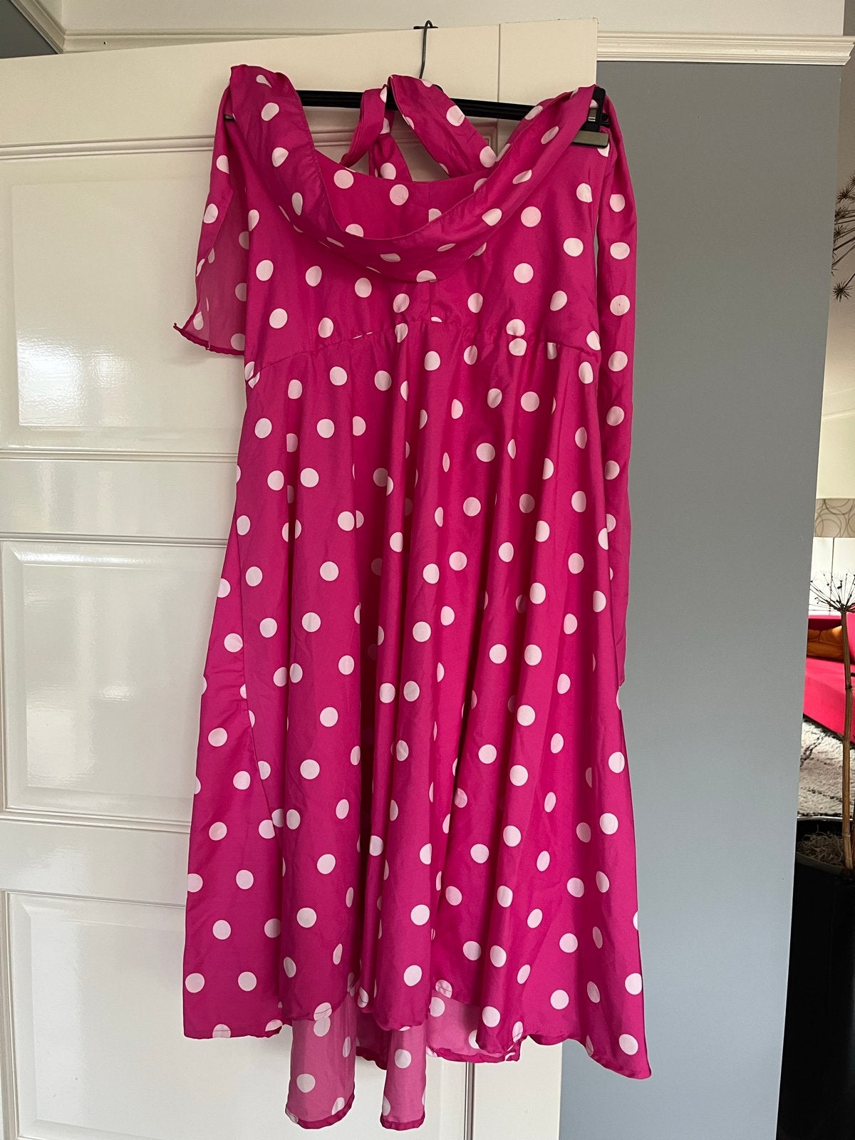 Rock 'n Roll Halterjurk met Sjaaltje - Roze met Stippen, Ophalen of Verzenden, Gedragen, Maat 38/40 (M), Roze