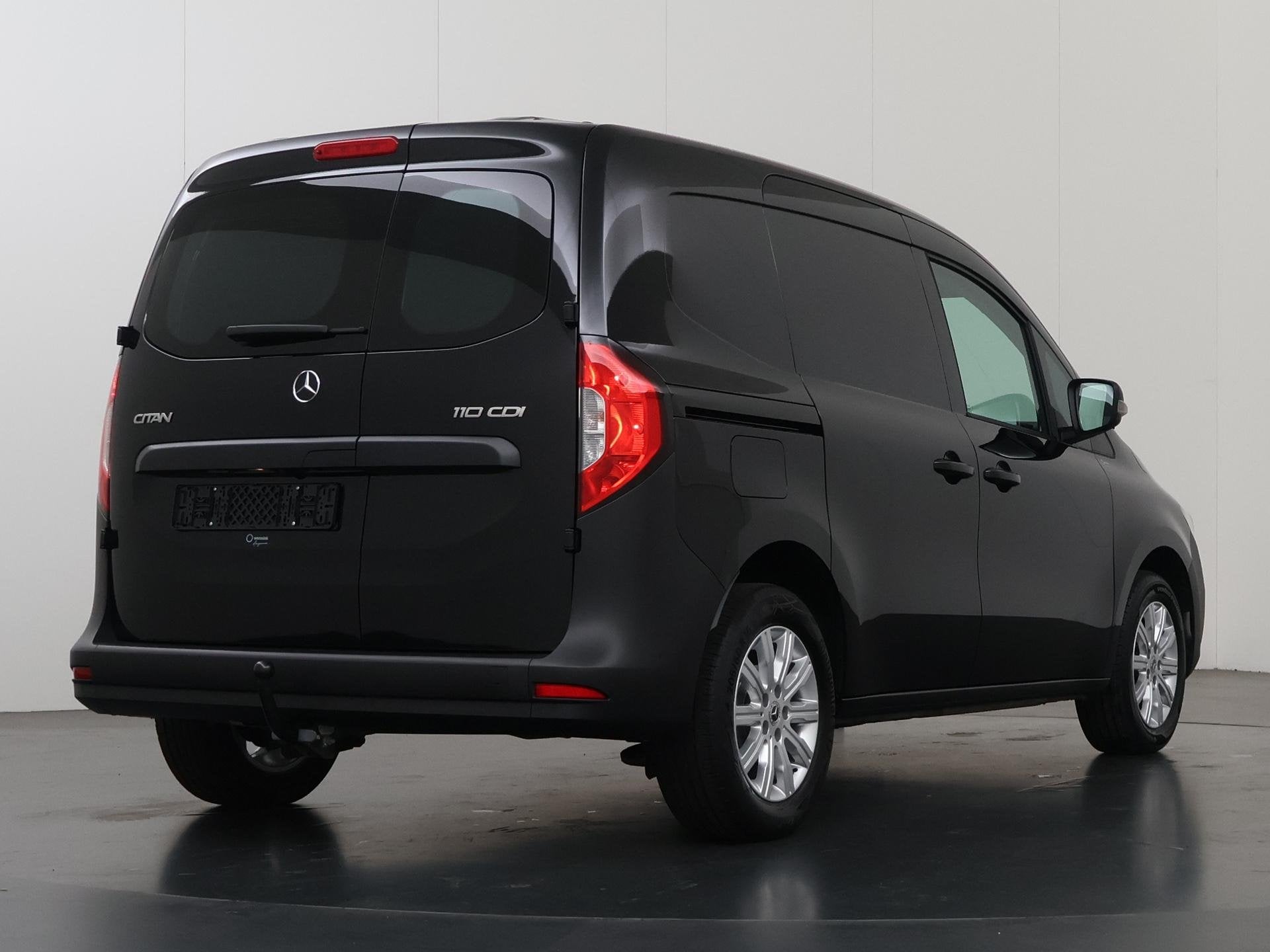 Mercedes-Benz Citan 110 CDI | L1 | PRO | AIRCO | CRUISE CONT, Auto's, Voorwielaandrijving, Gebruikt, Zwart, Mercedes-Benz