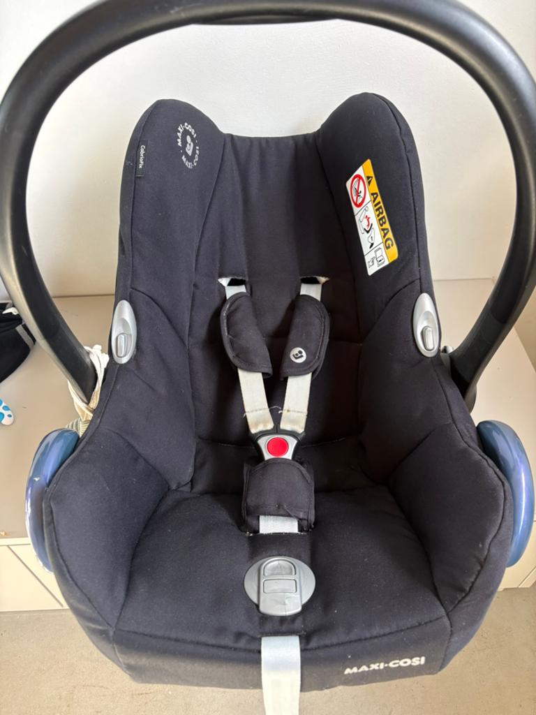 Maxi-Cosi Cabriofix met Isofix base, Kinderen en Baby's, Autostoeltjes, Ophalen, Zo goed als nieuw, Isofix, 0 t/m 13 kg