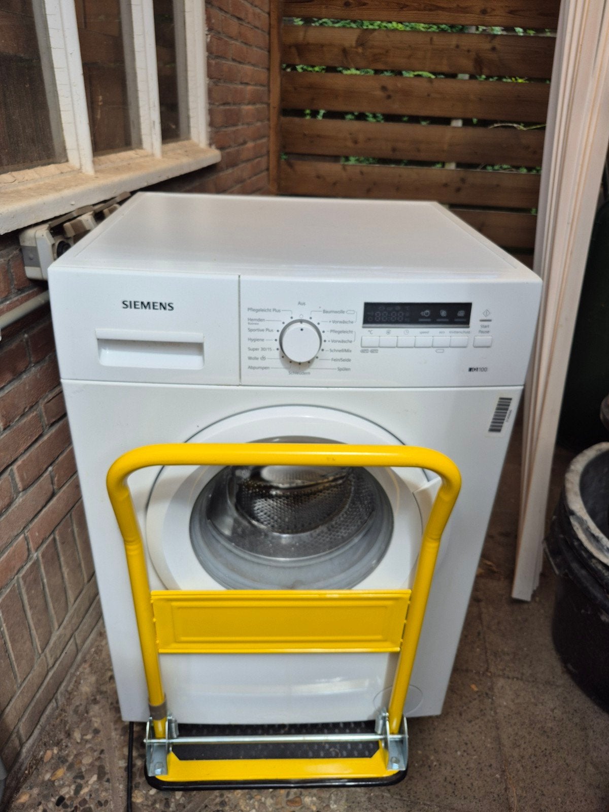 Siemens iQ100 Wasmachine - Voorlader, Gebruikt, Voorlader, 85 tot 90 cm, 1200 tot 1600 toeren