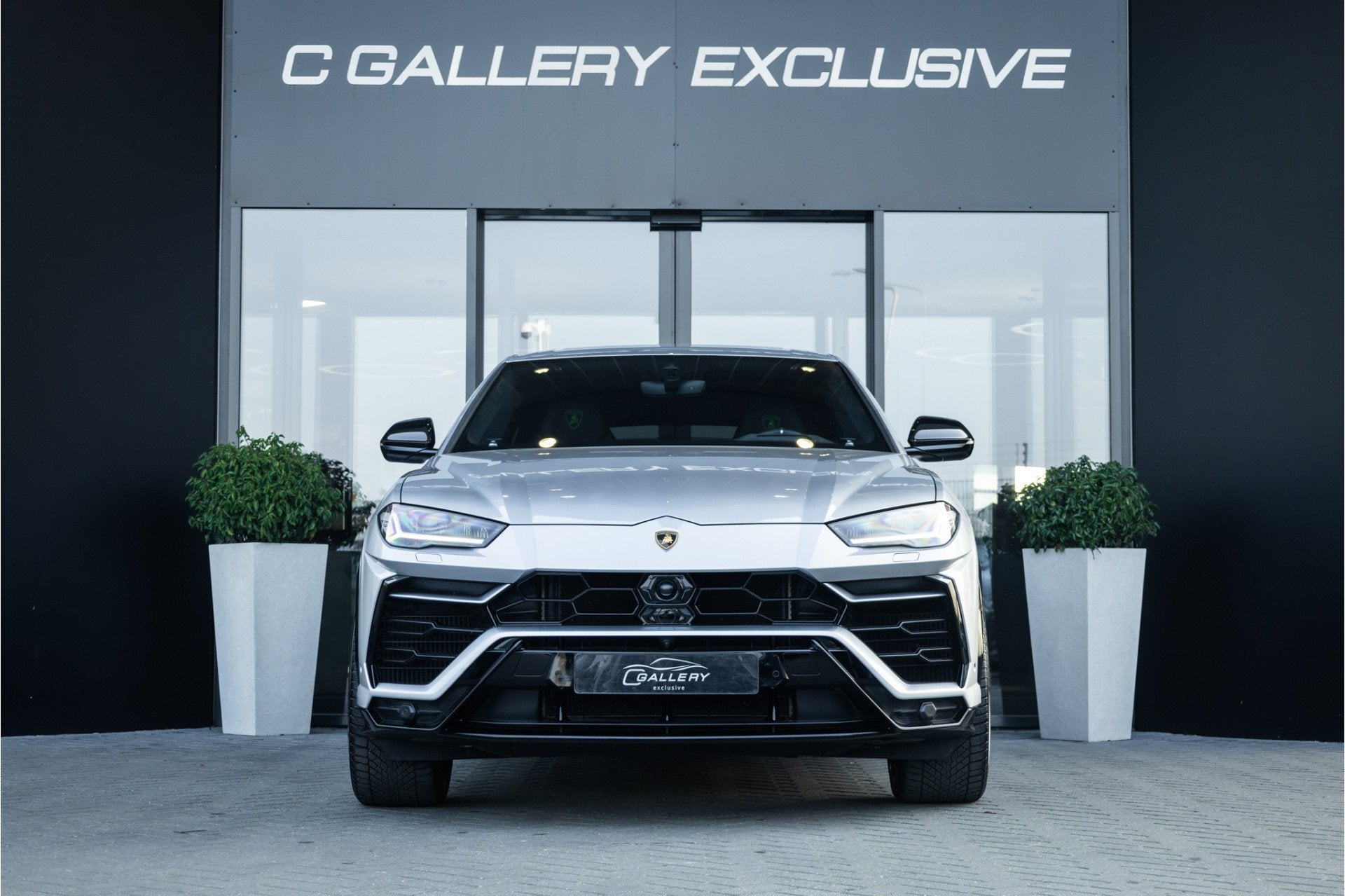 Lamborghini Urus 4.0 V8 - BTW | Keramisch | Panorama | B&O A, Auto's, Lamborghini, Automaat, Urus, Gebruikt, Leder