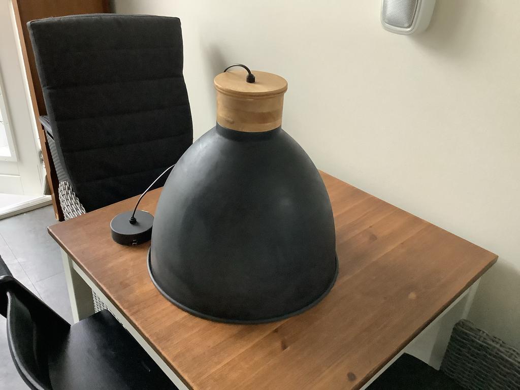 Industriële plafondlamp IKEA, Ø 40 cm, Huis en Inrichting, Lampen | Hanglampen, Ophalen of Verzenden, Gebruikt, Metaal, Minder dan 50 cm