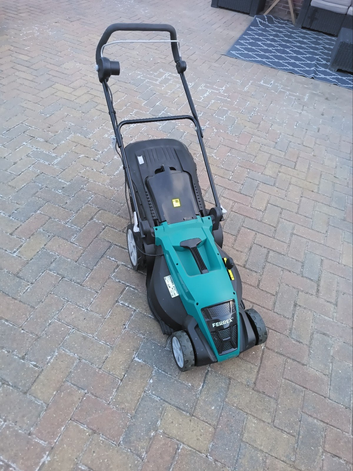 ferrex 1800w grasmaaier, Ophalen, Cirkelmaaier, Elektrische grasmaaier, Ferrex