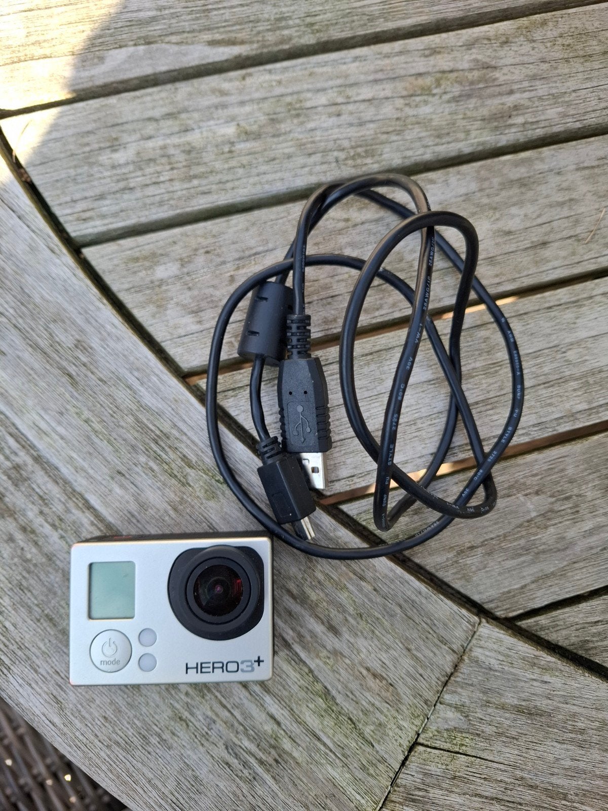 Foto 2 van GoPro HERO3+ Action Camera met USB-kabel