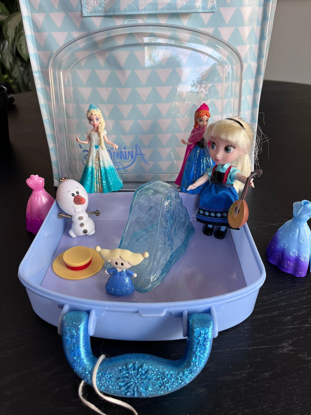 Frozen poppen diversen, Ophalen, Zo goed als nieuw, Barbie