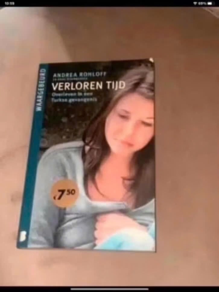 Verloren Tijd - Andrea Rohloff (Waargebeurd), Gelezen, Europa overig, Ophalen of Verzenden, Andrea Rohloff