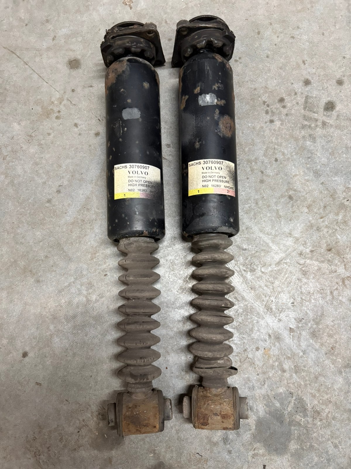 Setje nivomat schokbrekers Volvo V70 V70N 2000-2007, Ophalen, Volvo