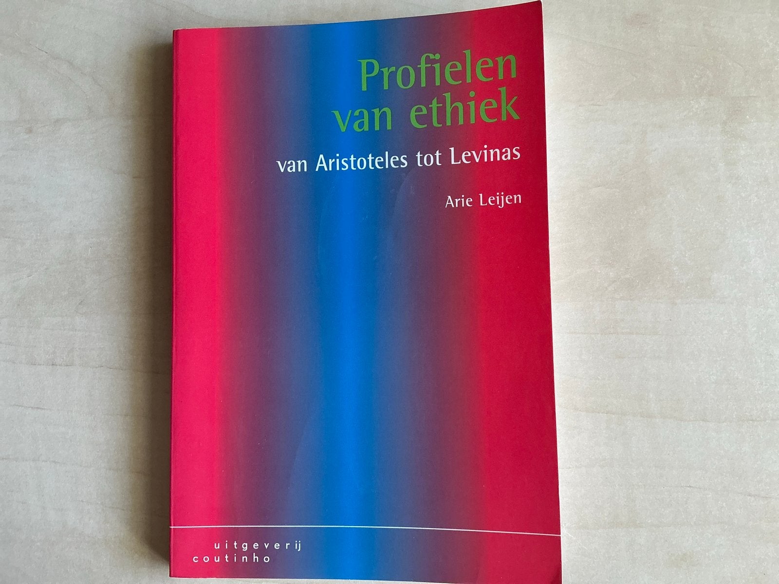 Profielen van ethiek: Van Aristoteles tot Levinas, Boeken, Ophalen of Verzenden, Zo goed als nieuw, Wijsbegeerte of Ethiek