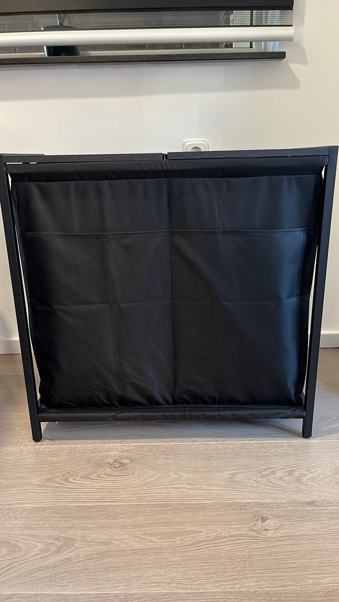 Tweedelige wasmand, Ophalen, Zo goed als nieuw, Zwart