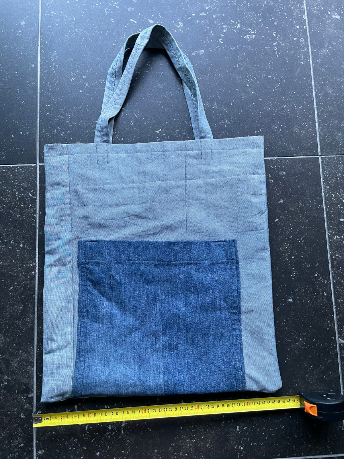 Lichte shopper / tas van jeans / spijkerstof, 30 cm of meer, Blauw, Ophalen of Verzenden, Zo goed als nieuw