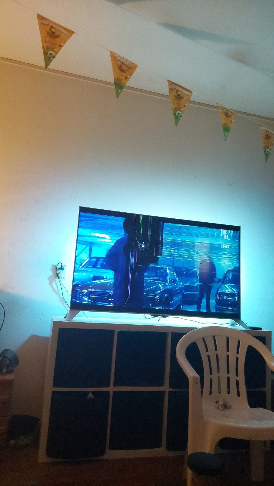 Philips TV - Defect scherm, voor onderdelen of reparatie, Ophalen of Verzenden, Niet werkend, 100 cm of meer, Philips