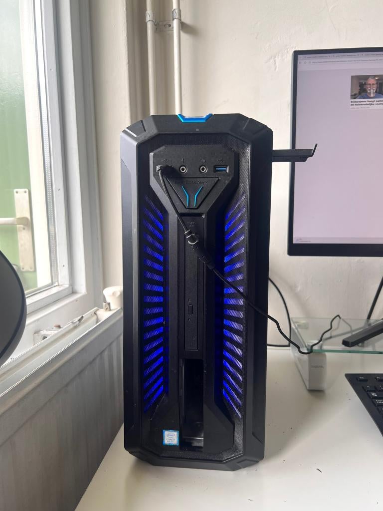 Medion Erazer Gaming Desktop, Computers en Software, Desktop Pc's, Zo goed als nieuw, 3 tot 4 Ghz, HDD, SSD, 16 GB, Met videokaart