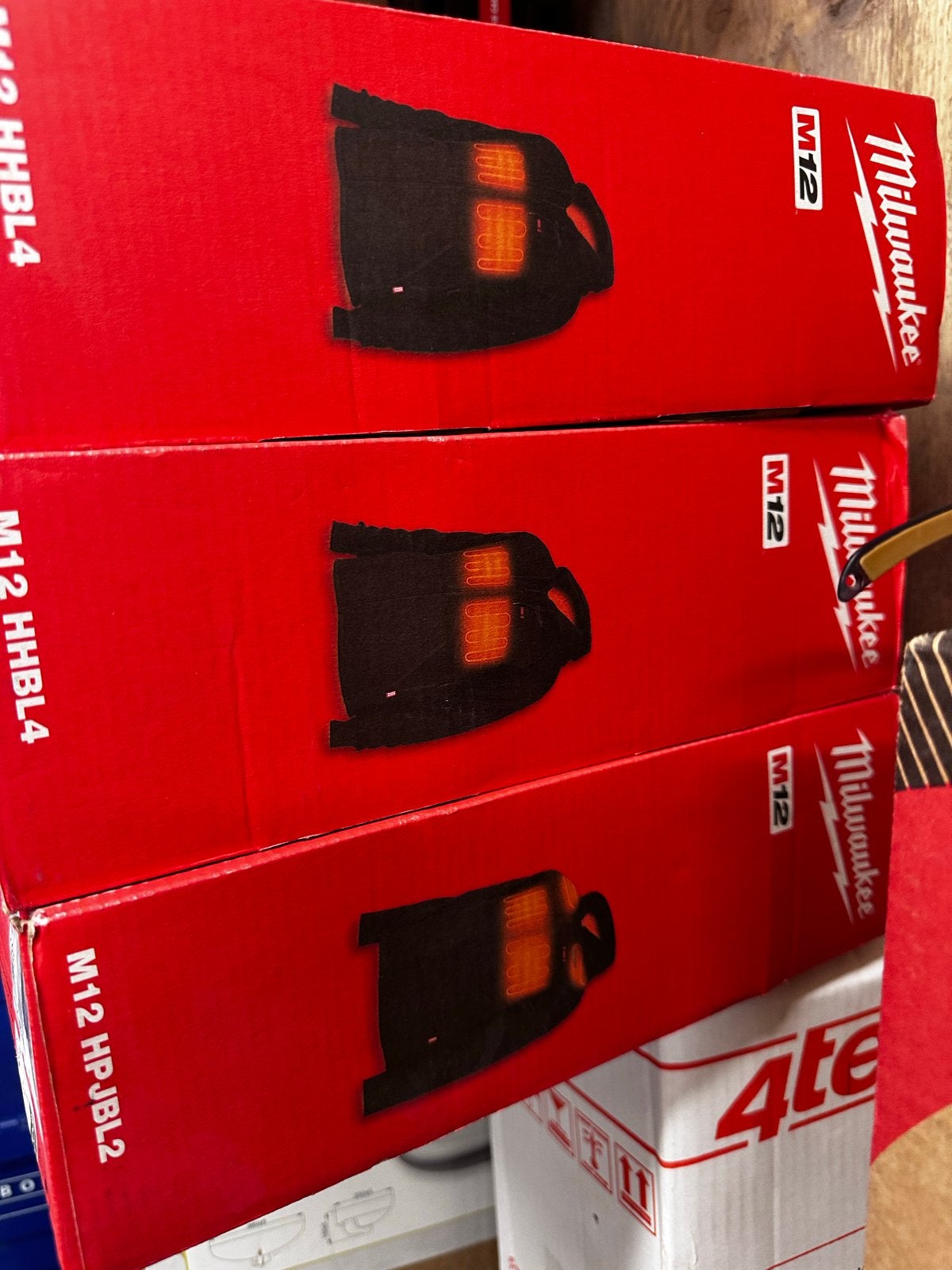 Milwaukee M12 Verwarmde Jassen - Nieuw in Doos, Ophalen of Verzenden, Nieuw