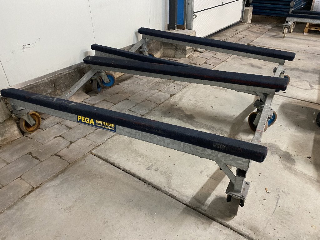 Bootkar bootbok stallingsbok showroombok Pega, Watersport en Boten, Ophalen, Gebruikt, 1500 tot 3000 kg, 6 tot 9 meter