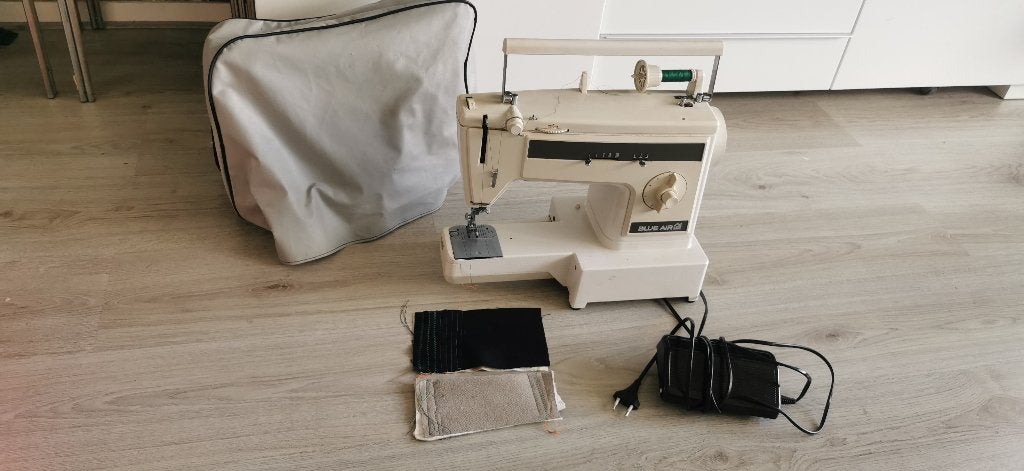 Naaimachine BLUE AIR 827, Ophalen of Verzenden, Zo goed als nieuw, Naaimachine, Overige merken