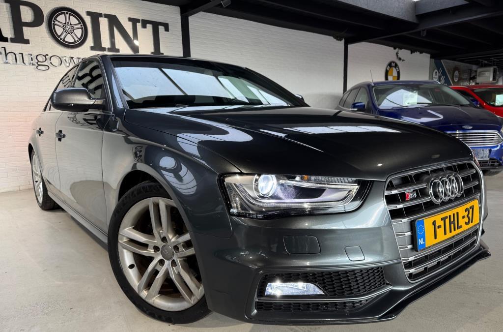 Audi A4 Limousine 1.8 TFSI Business Edition/S-Line 101DKM//N, Auto's, Audi, Bedrijf, Te koop, A4, ABS, Airbags, Airconditioning