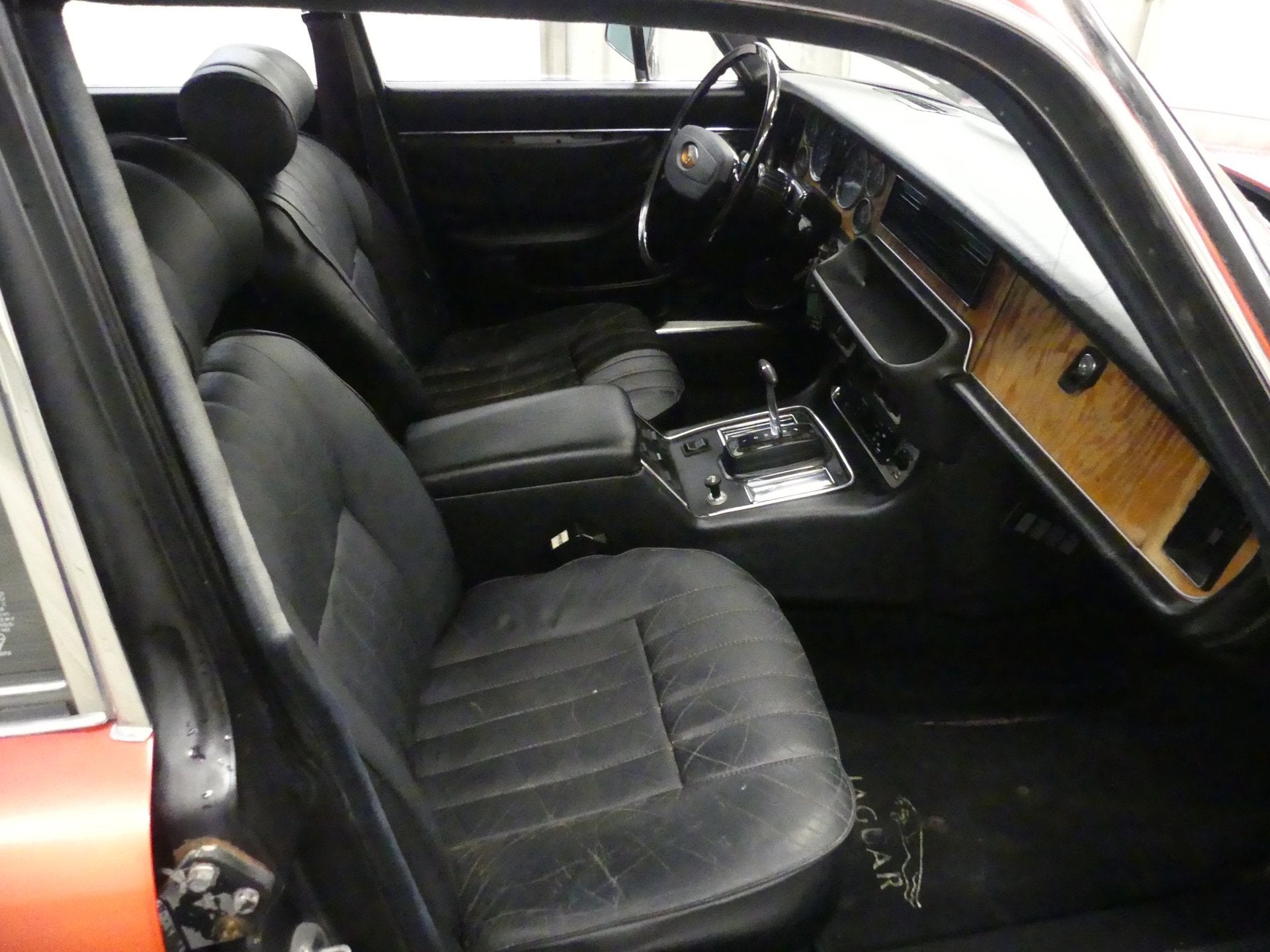 Jaguar XJ 4.2 - Automaat - Leer - OPKNAPPER, foto 3