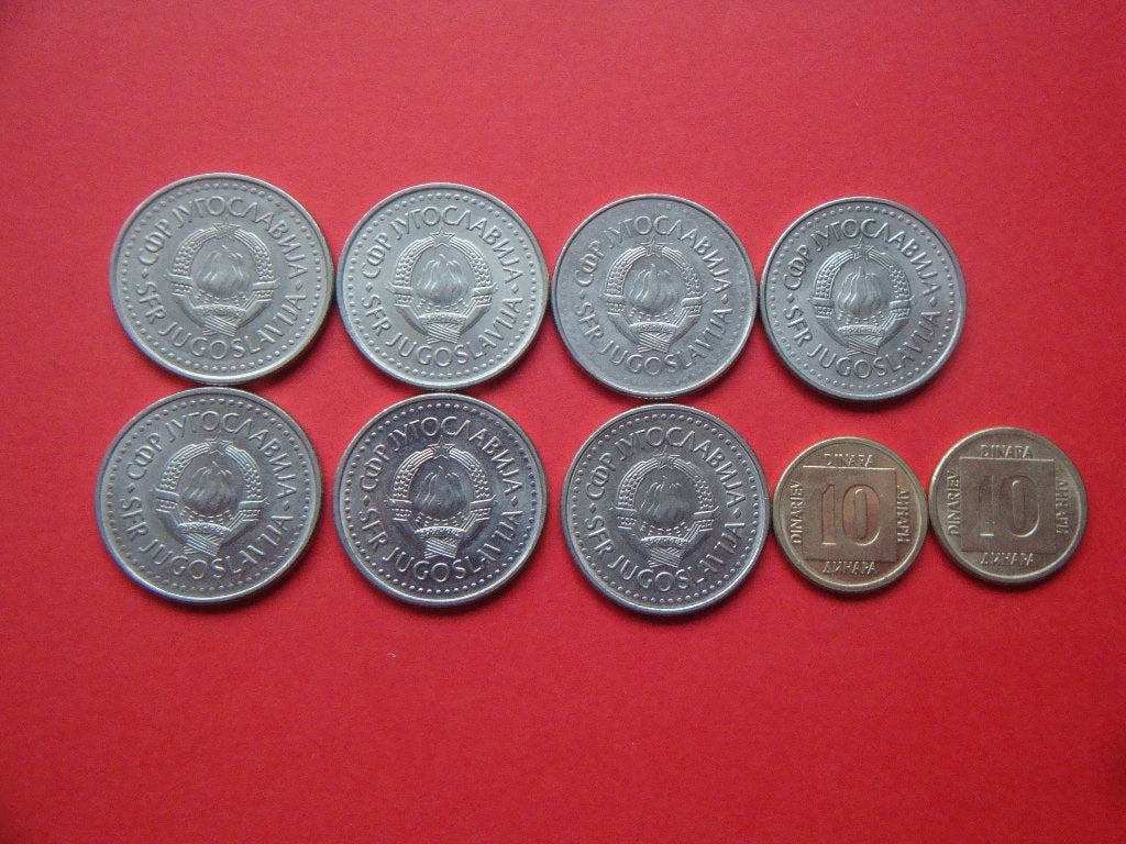 Joegoslavië setje munten 10 Dinar 1982 / 1989., Verzenden, Joegoslavië, Setje