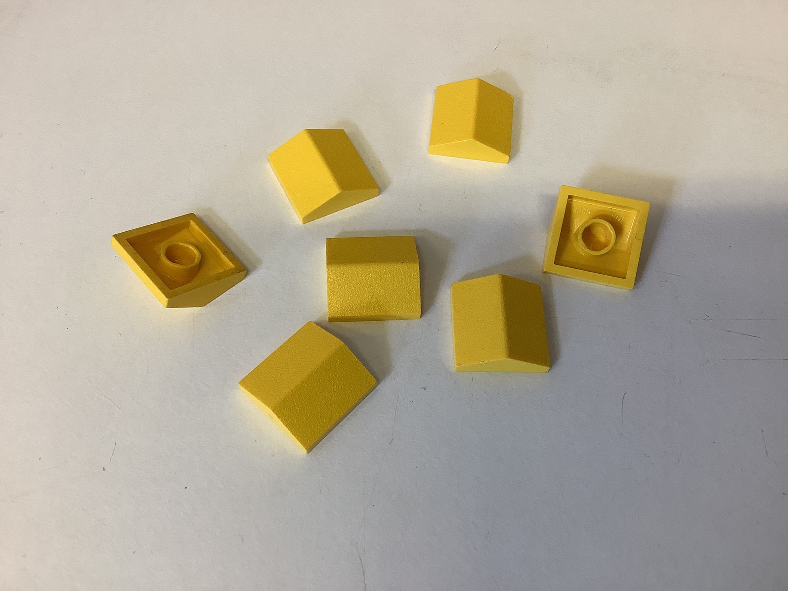 Lego dakpan nokpan 33 2x2 dubbel geel, Ophalen of Verzenden, Gebruikt, Losse stenen, Lego