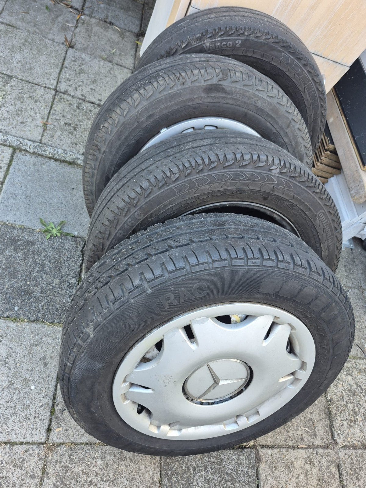 Vito velgen met banden