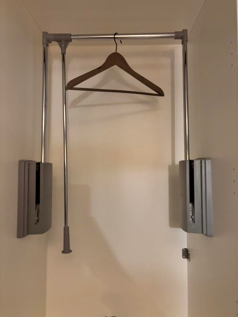Kledinglift / garderobestang, Huis en Inrichting, Ophalen of Verzenden, Zo goed als nieuw, Minder dan 25 cm, Minder dan 100 cm