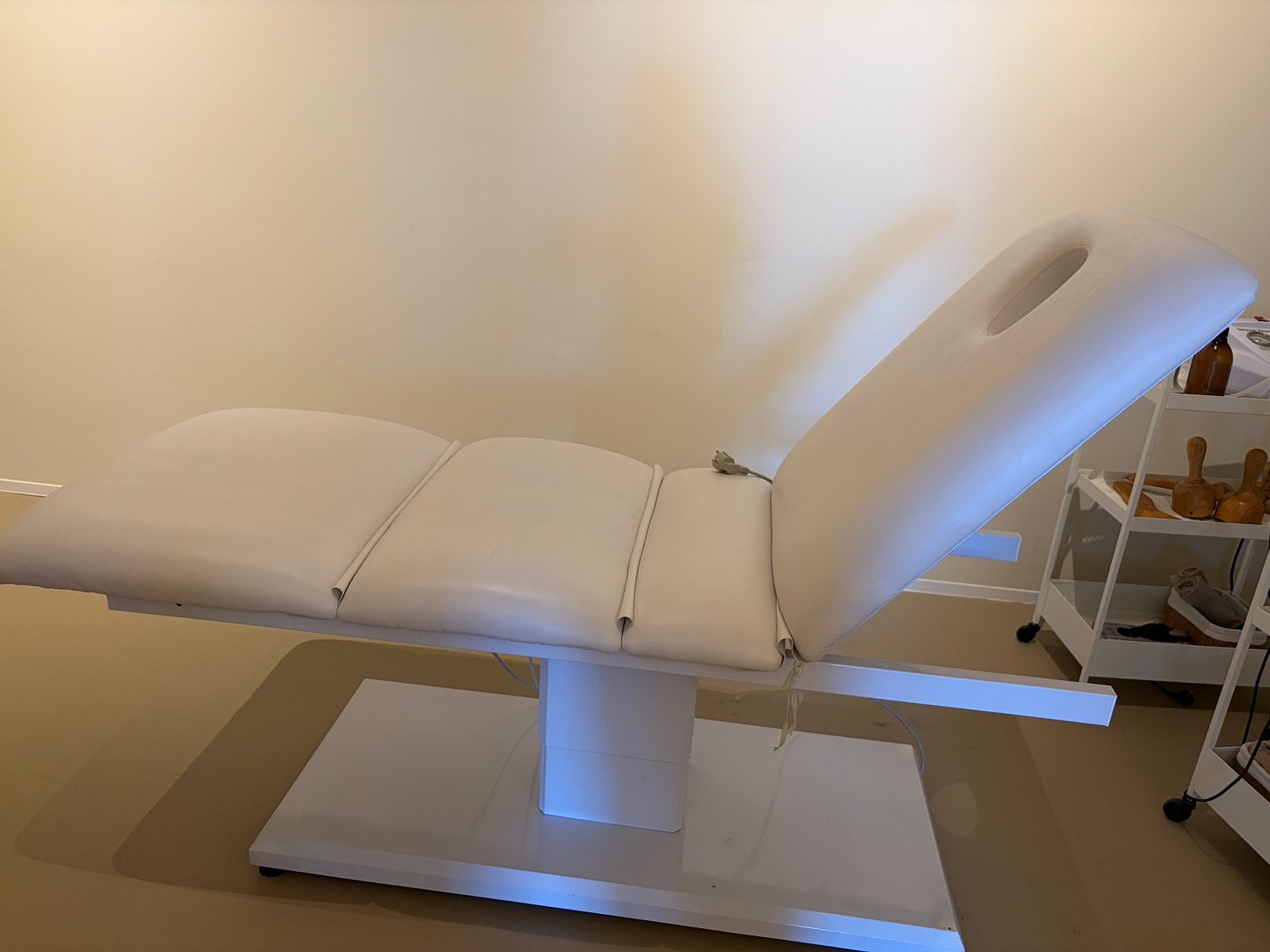 Behandelstoel gratis, Ophalen of Verzenden, Zo goed als nieuw, Massagetafel