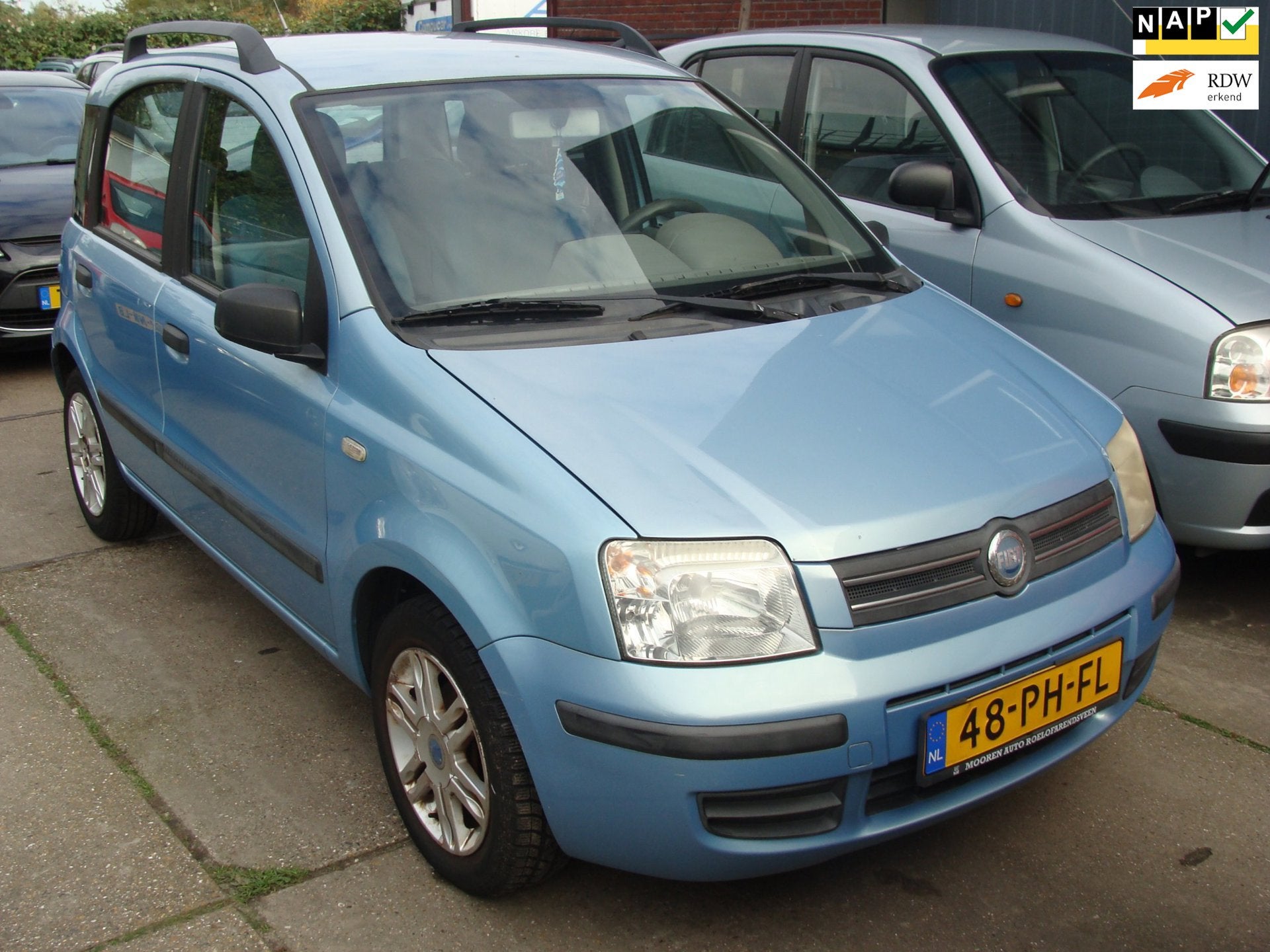 Fiat Panda 1.2 Emotion autom airco elek pak nap apk, Gebruikt, 840 kg, Elektrische ramen, Origineel Nederlands