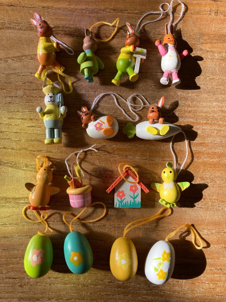 15 Paashangers houten pasen hout hanger, Ophalen of Verzenden, Zo goed als nieuw