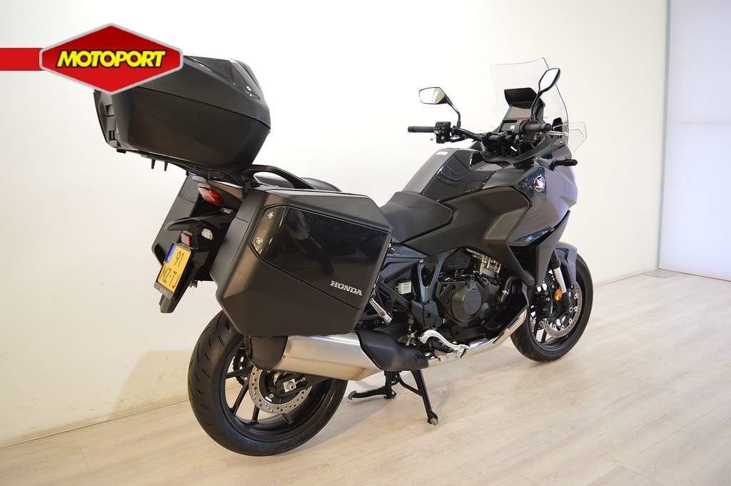 Honda NT 1100 (bj 2026), Wijngaardveld 1
9300  AALST, BE, Bedrijf, Mc.benelux@honda-eu.com, Toermotor