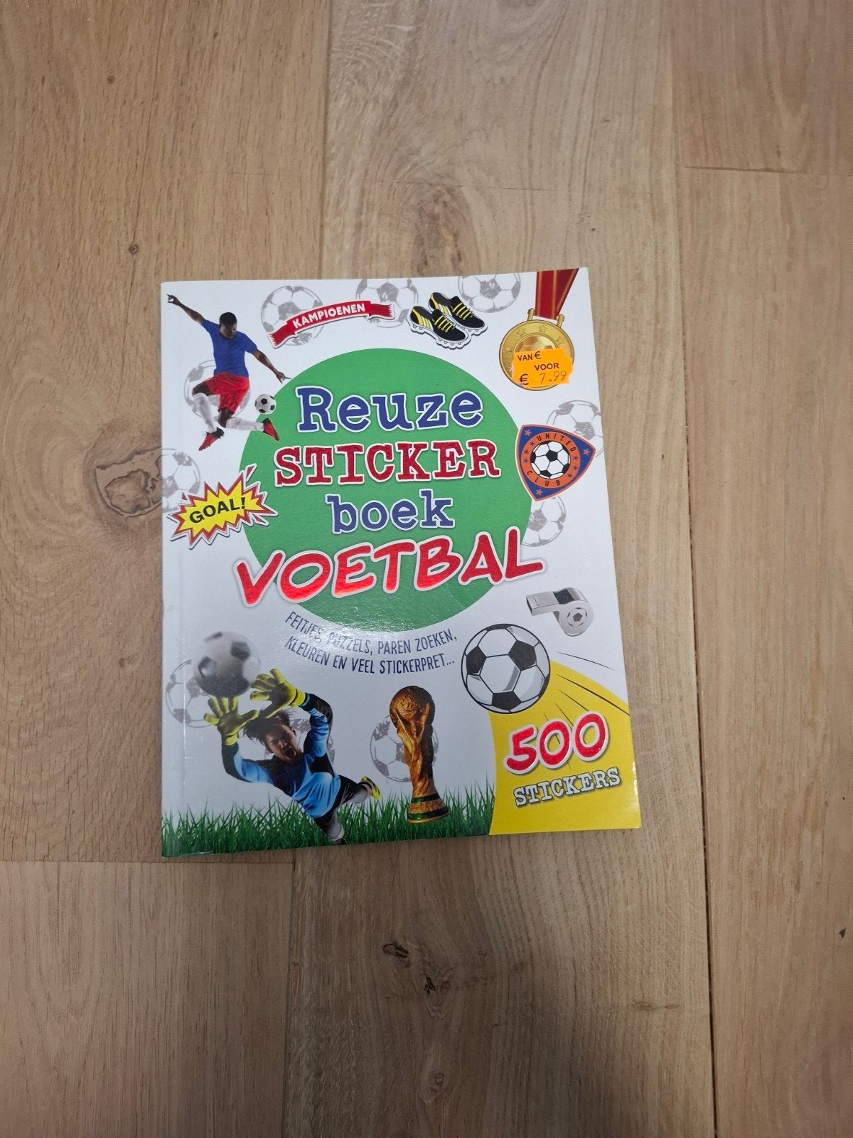 Reuze Stickerboek Voetbal - Nieuw, Ophalen of Verzenden, Nieuw, Balsport