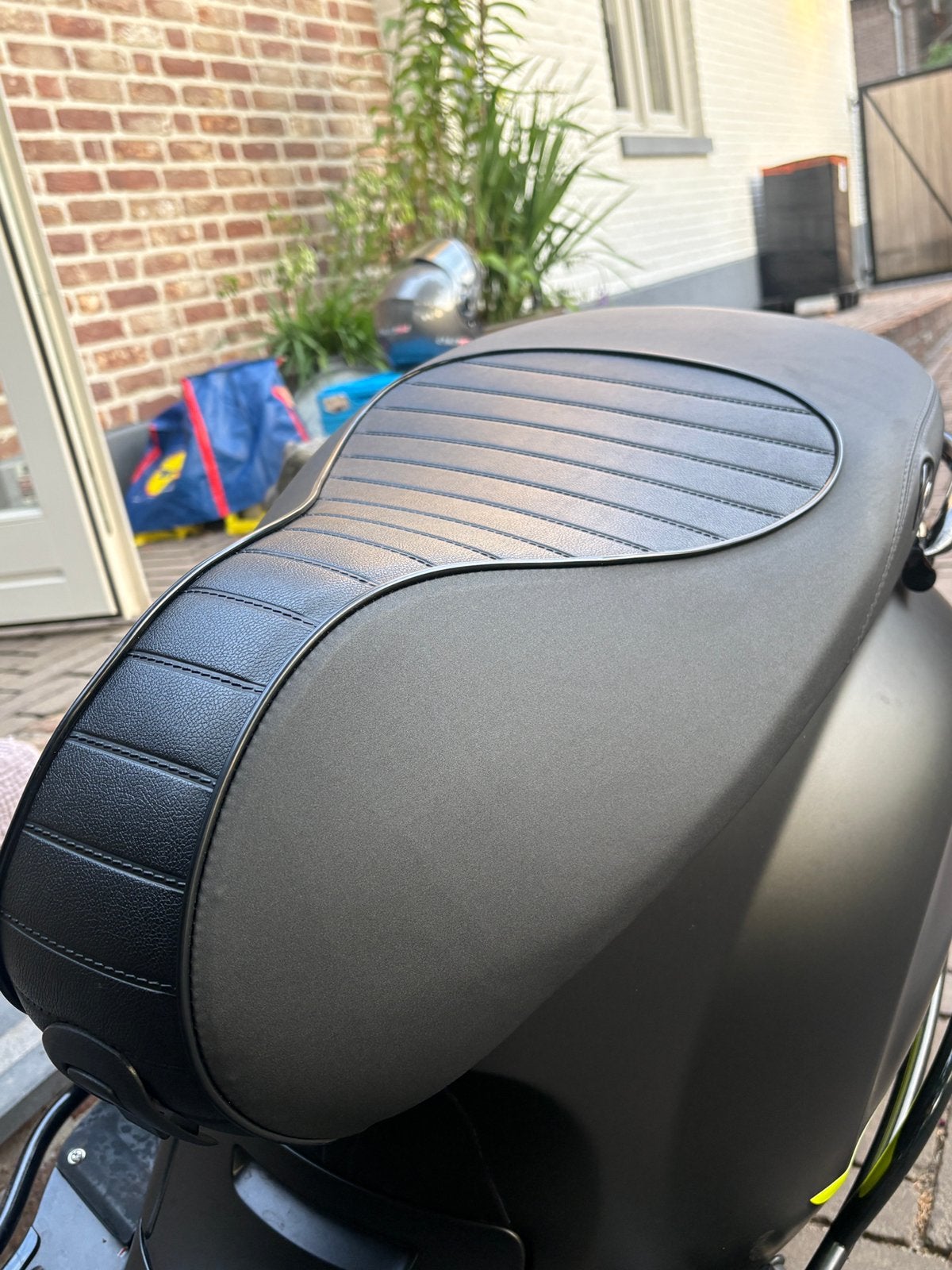 Vespa zadel zwart/notte orgineel, Ophalen of Verzenden, Zo goed als nieuw
