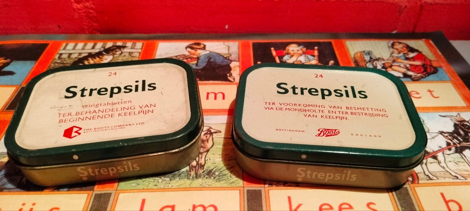 vintage Strepsil blikjes, Verzamelen, Ophalen of Verzenden, Gebruikt, Overige