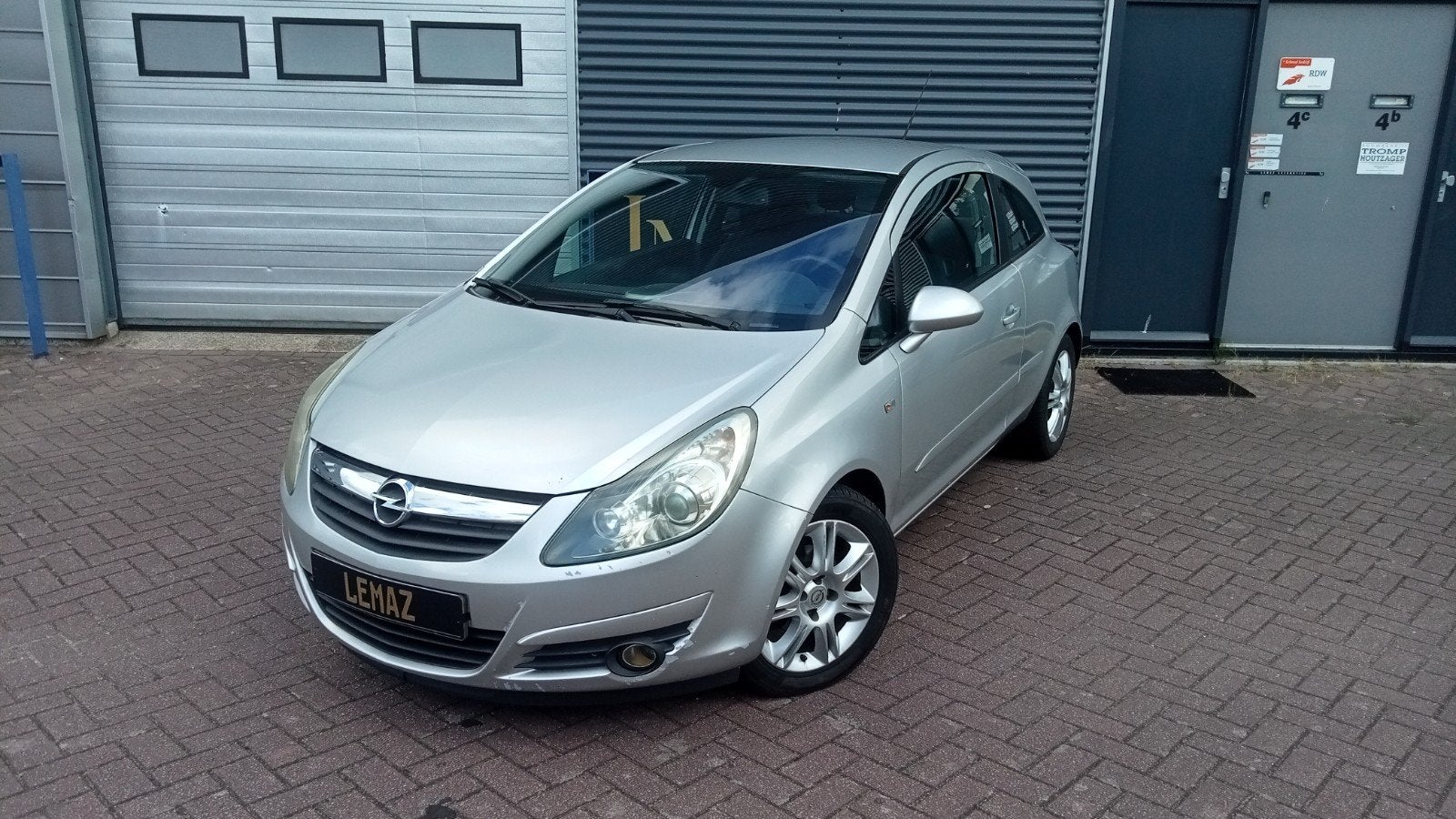 Opel Corsa 1.4 16V Sport Inruil mogelijk, Auto's, Voorwielaandrijving, Stof, Zwart, 4 cilinders
