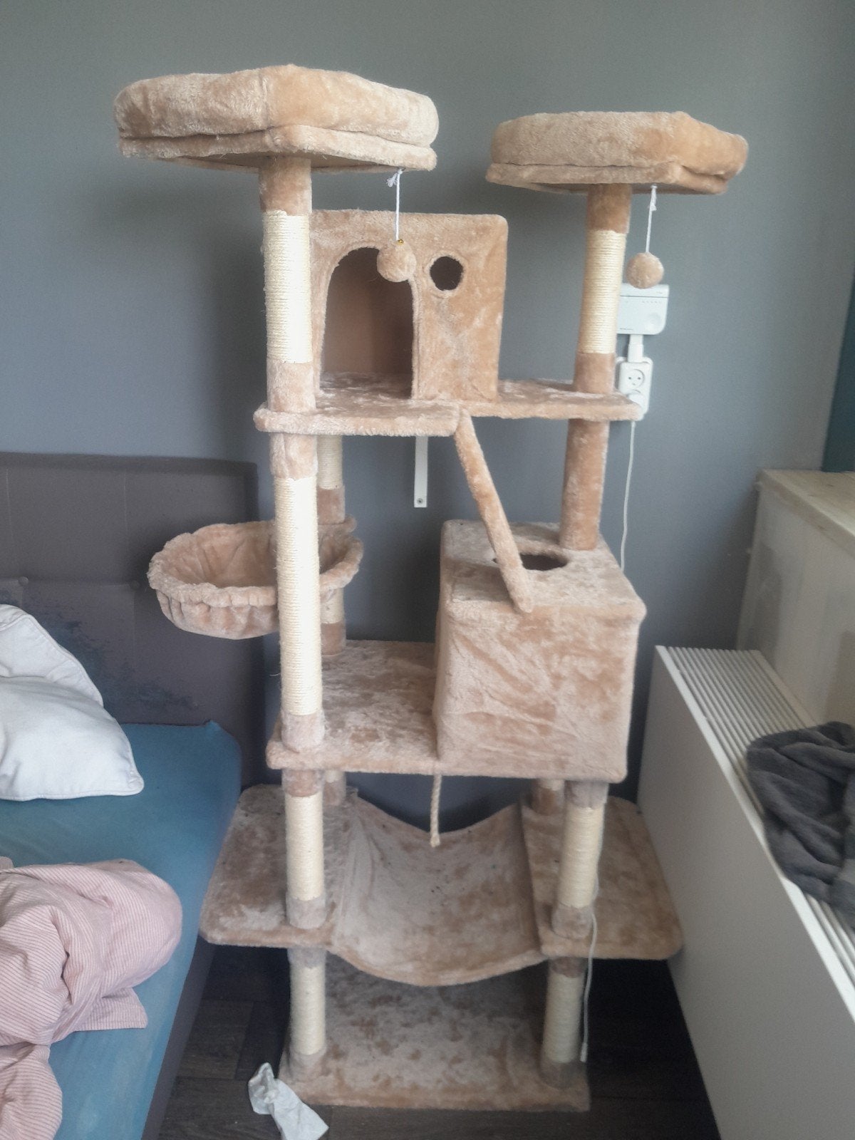 Poes verblijf en speelt huis krabmeubelen, Ophalen, Krabpaal