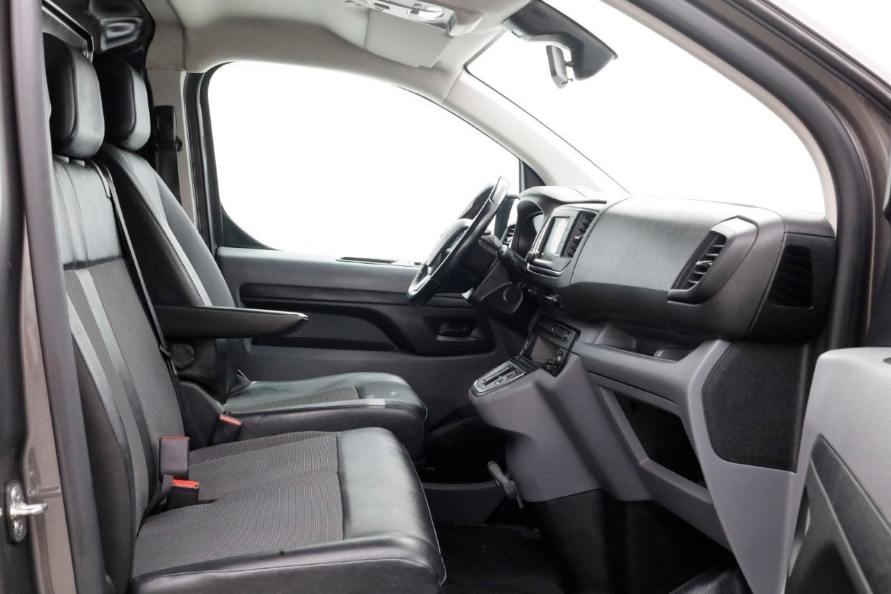 Toyota ProAce Electric Worker Professional 75 kWh Snellader, Auto's, 136 pk, Gebruikt, 45 min, Parkeersensor