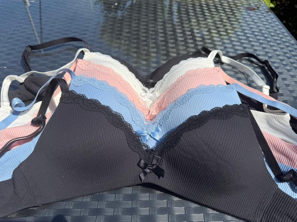 Voorgevormde BH’s zonder beugel, mt 70C, Ophalen, Overige kleuren, BH