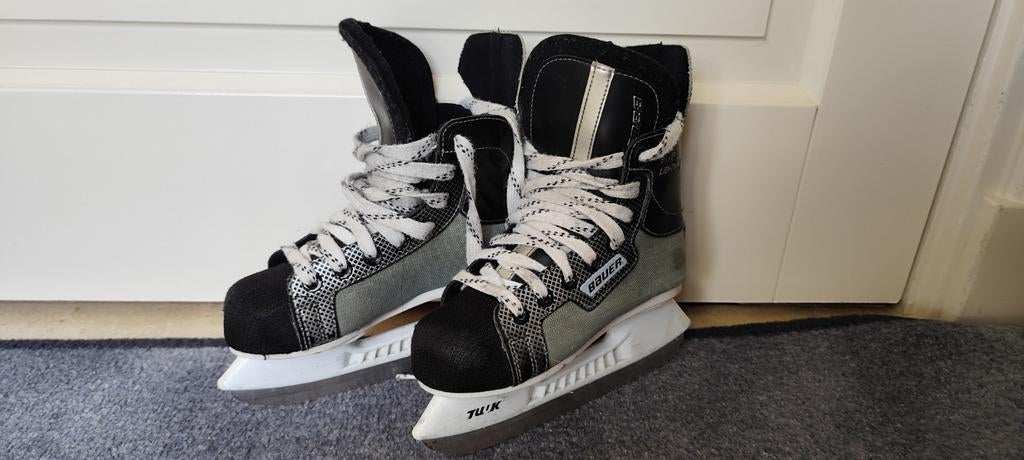 Bauer Supreme Silver Lightning Ijshockey Schaatsen Maat 31, Sport en Fitness, IJshockey, Ophalen of Verzenden, Gebruikt, Schaatsen