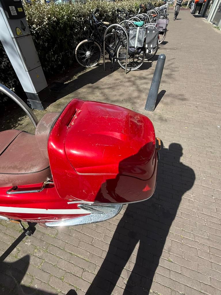 Iva senzo retro scooter, Fietsen en Brommers, Snorfietsen en Snorscooters, Gebruikt, Overige merken, Benzine, Ophalen
