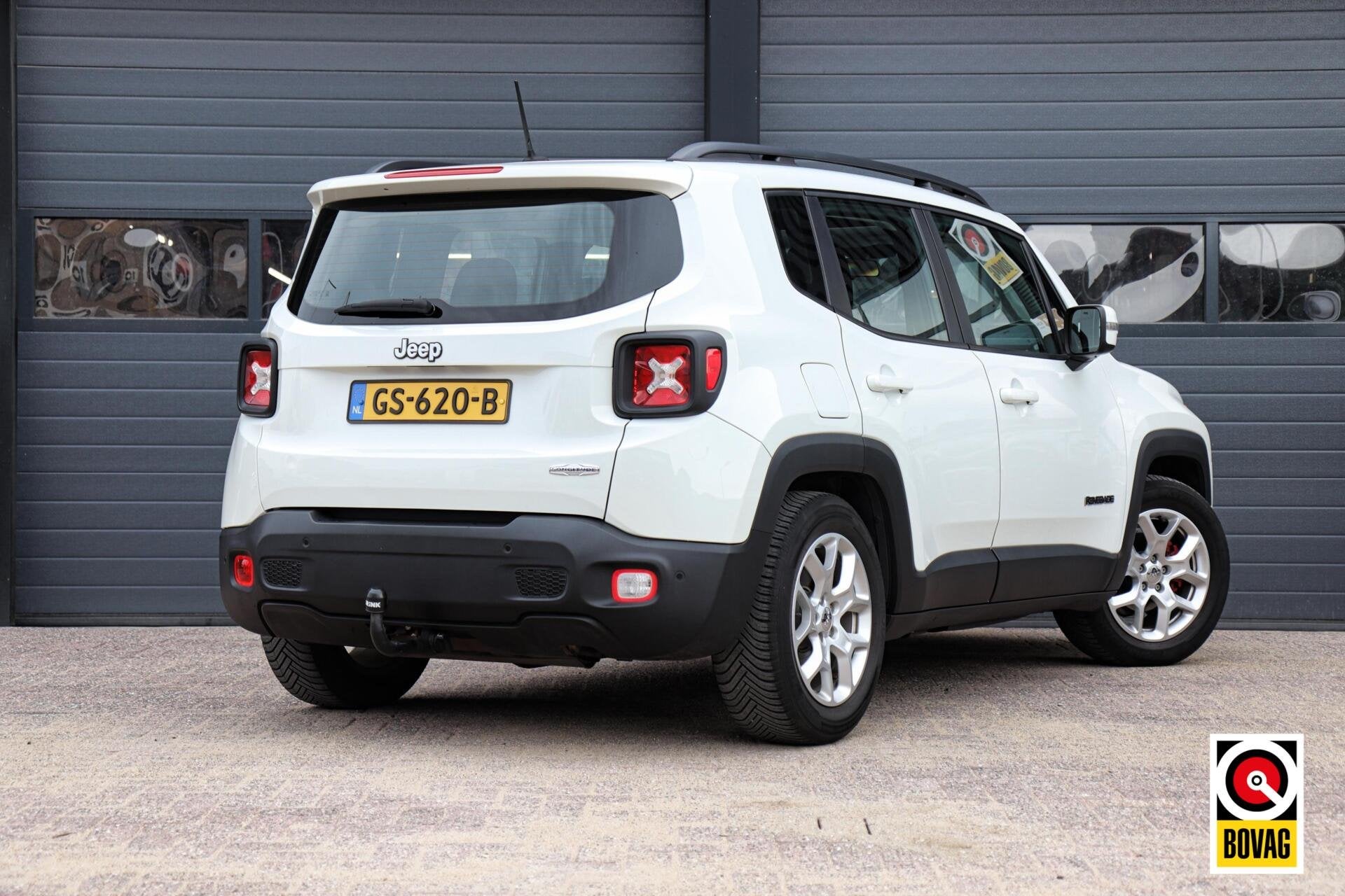 Jeep Renegade 1.4 MultiAir Freedom LPG-G3 |PANODAK|TREHAAK|A, Auto's, Jeep, 1349 kg, Euro 6, 4 cilinders, Met garantie (alle)