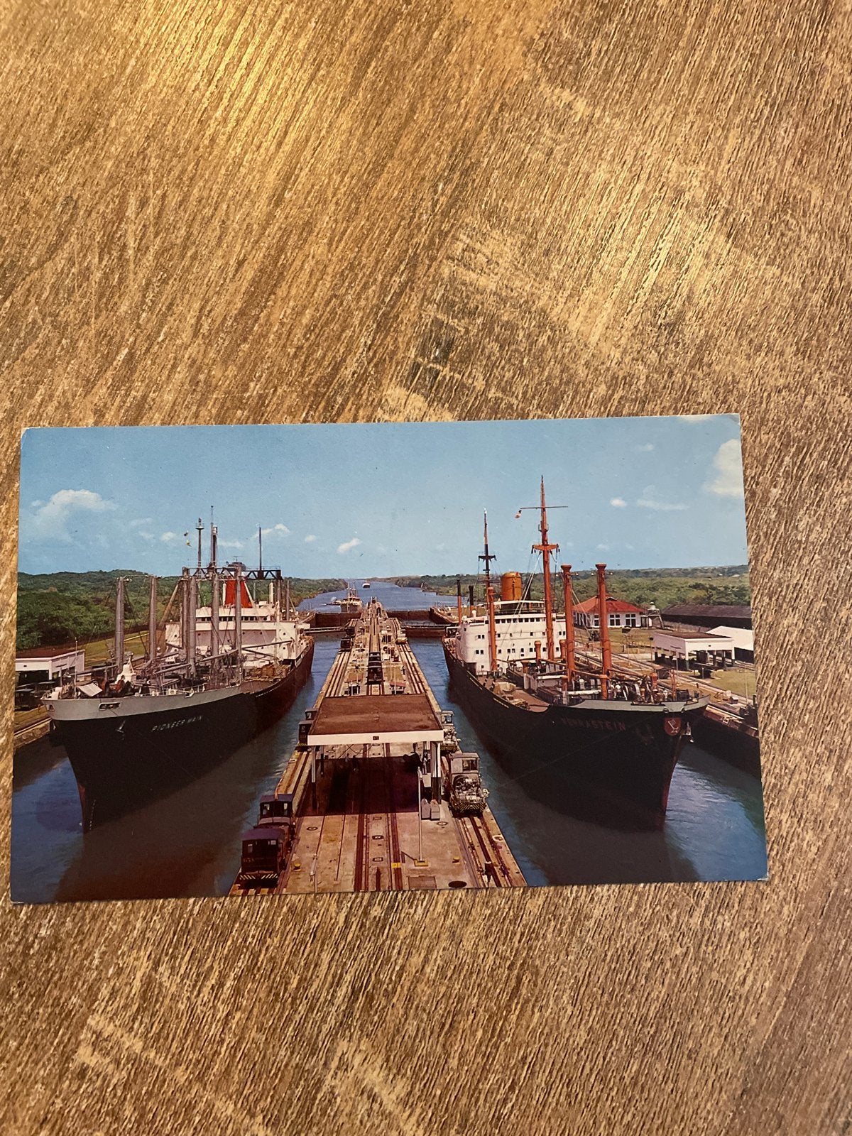 Vintage Ansichtkaart Panamakanaal - Gatun Sluizen Schepen, Ophalen of Verzenden, 1960 tot 1980, Gelopen, Buiten Europa