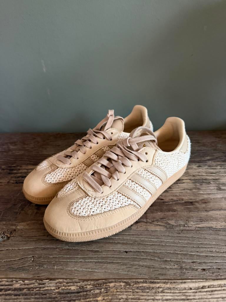 Adidas Samba - Maat 40 - Nieuw!, Kleding | Dames, Adidas, Beige, Nieuw, Ophalen of Verzenden
