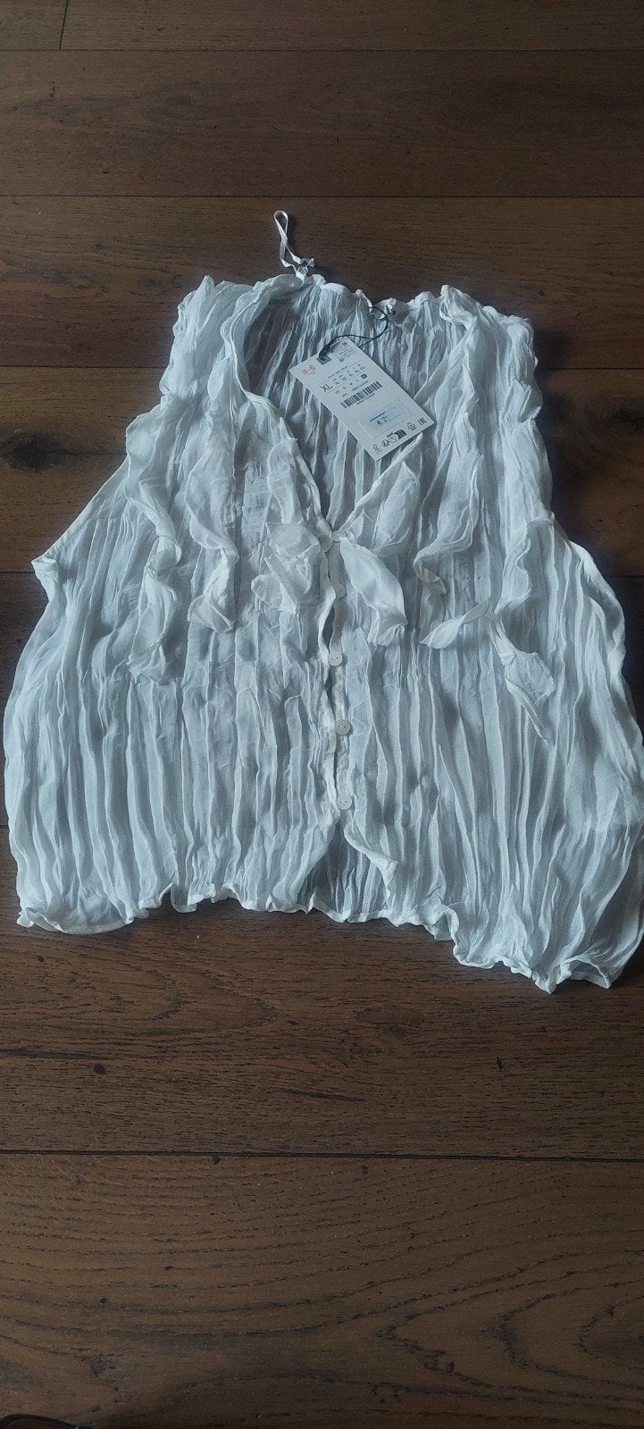 Nieuwe romantische Top van Zara maat L, Maat 42/44 (L), Nieuw, Ophalen of Verzenden, Zonder mouw