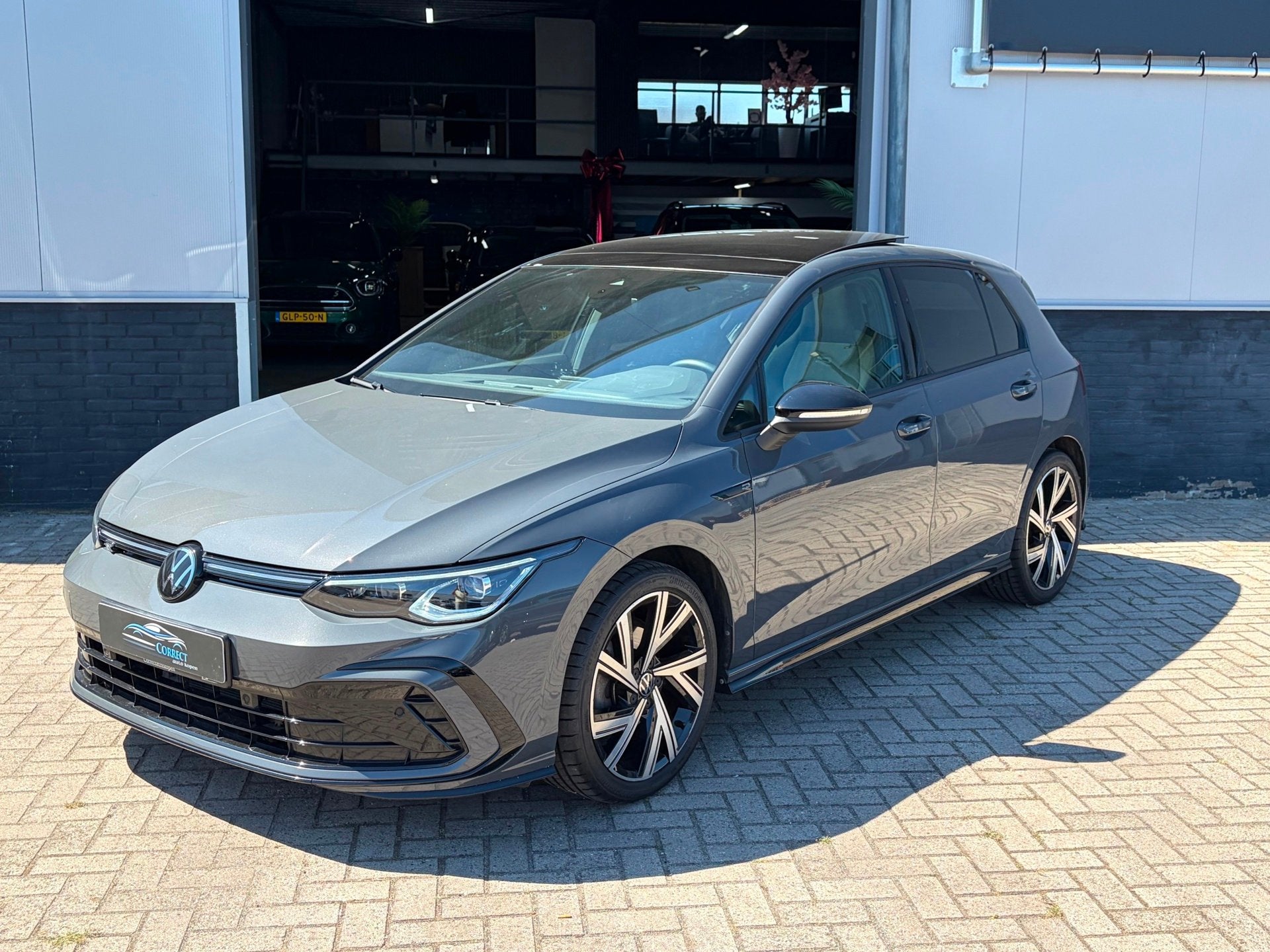 Volkswagen Golf 1.5 eTSI R-Line|IQ|Pano|ACC|Alarm|Keyless|Tr, 4 cilinders, Bedrijf, Automatische klimaatregeling, Golf