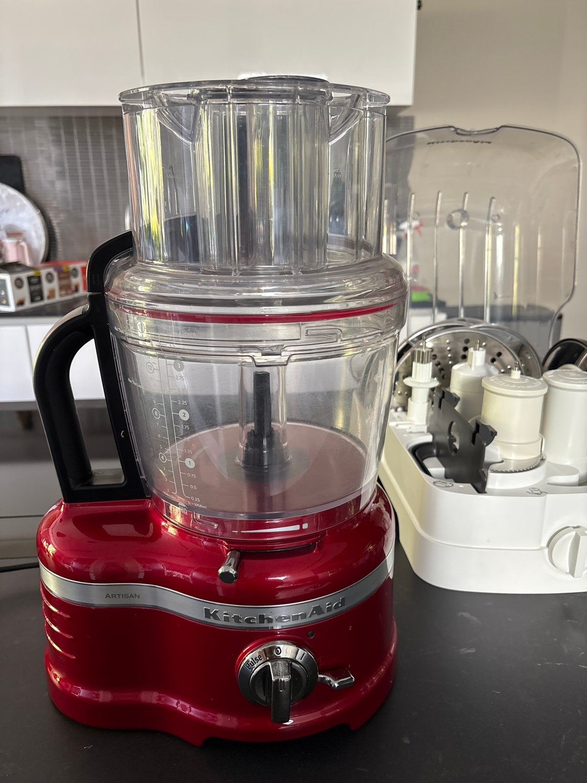 KitchenAid Artisan Foodprocessor - Rood, Zo goed als nieuw, 3 snelheden of meer, Ophalen of Verzenden, Zo goed als nieuw, 2 tot 3 liter