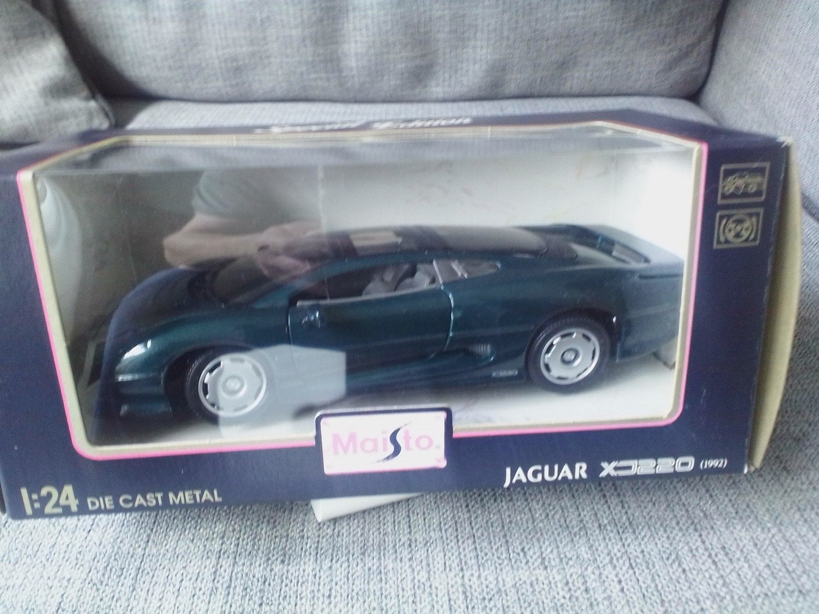 Jaguar xj 220 1992 groen 1/24 maisto, Ophalen, Nieuw, Auto, Maisto