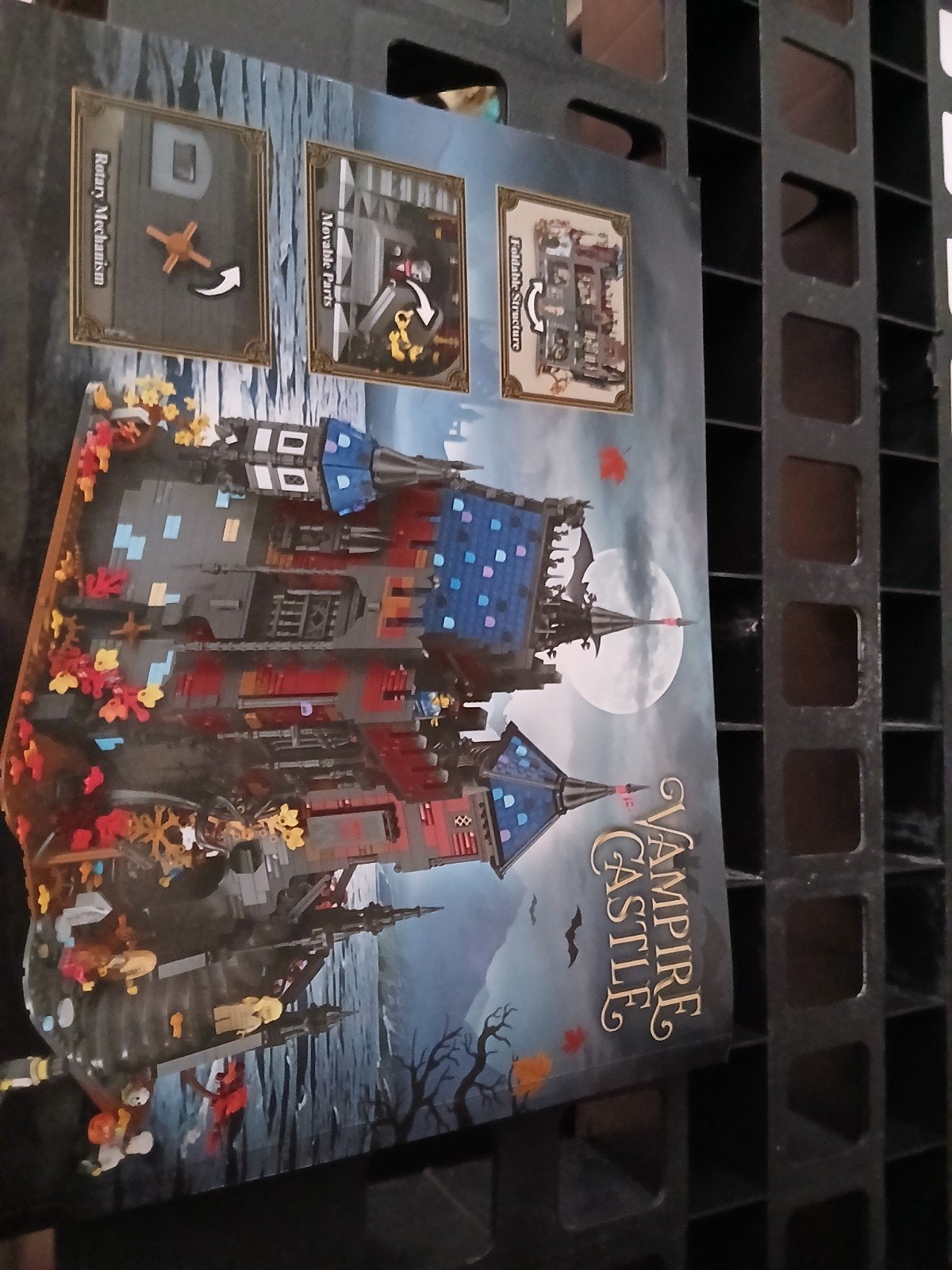 Lego vampire castle ( fake lego ), Ophalen of Verzenden, Zo goed als nieuw